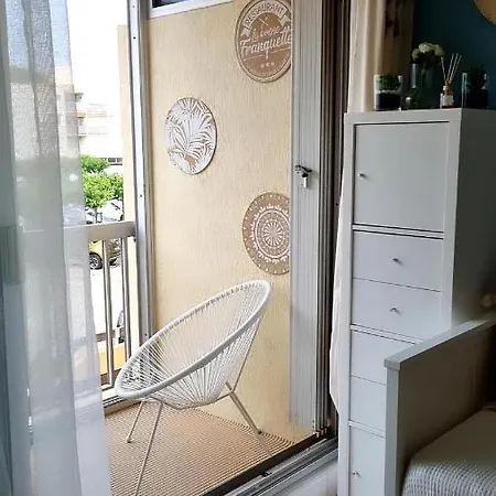 Studio Cabine Refait A Neuf A 3 Minutes A Pied De La Plage * Le Grau-du-Roi