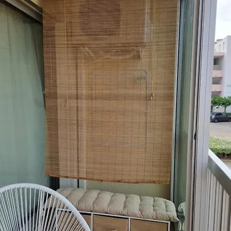 Studio Cabine Refait A Neuf A 3 Minutes A Pied De La Plage Apartment Le Grau-du-Roi